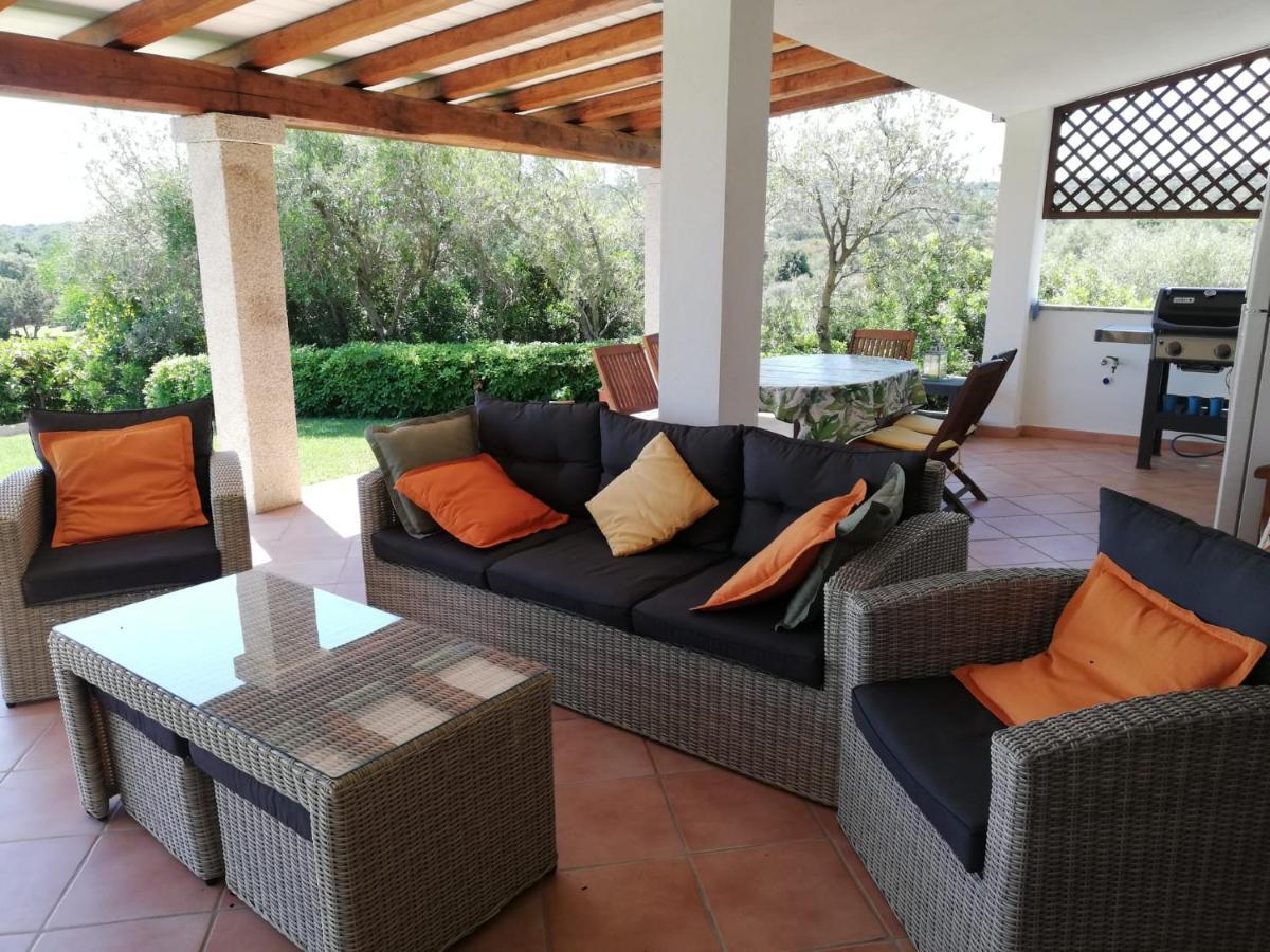 La Sima Villa Con Piscina Vista Mare San Pantaleo Sardegna מראה חיצוני תמונה