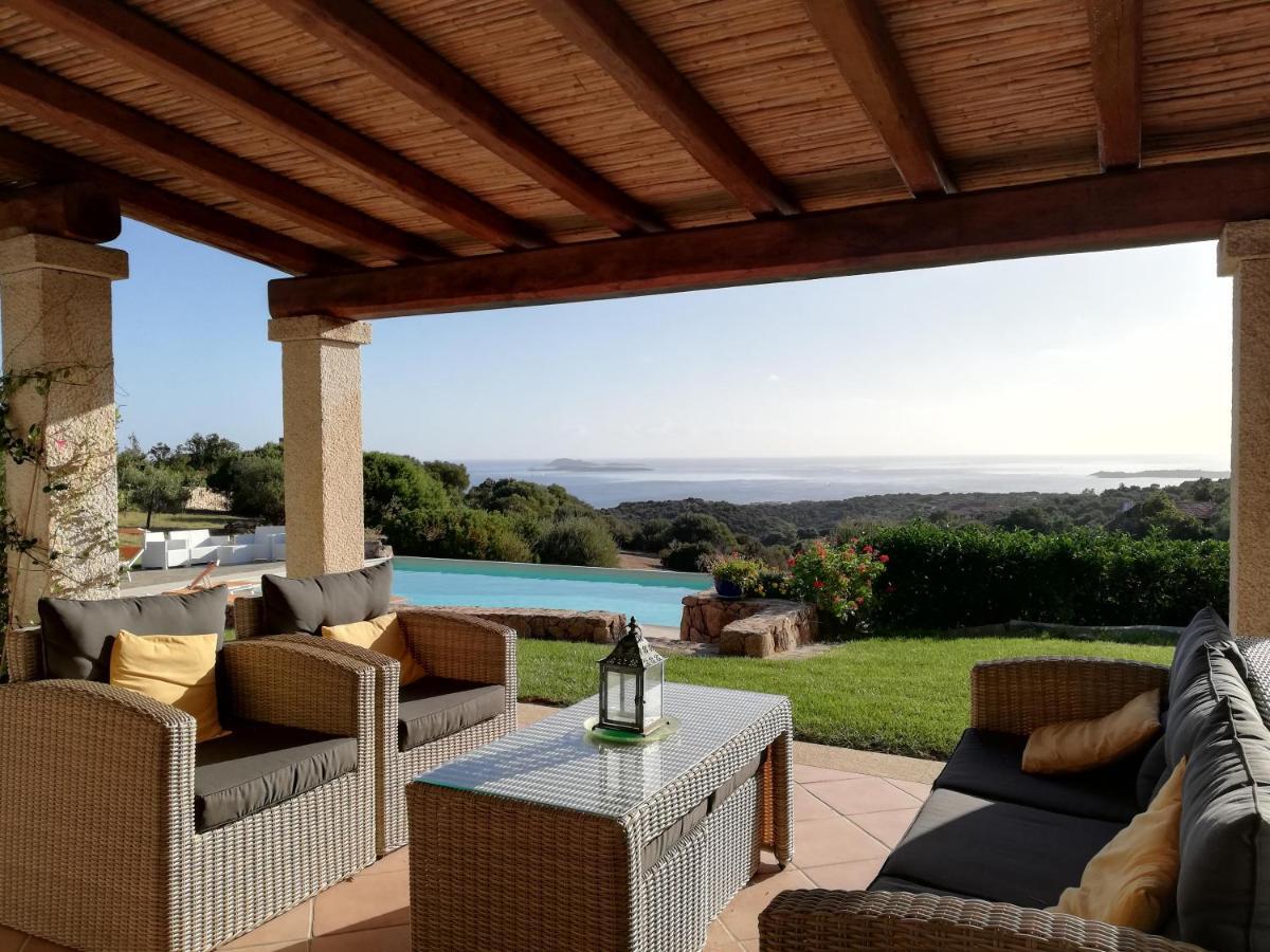 La Sima Villa Con Piscina Vista Mare San Pantaleo Sardegna מראה חיצוני תמונה